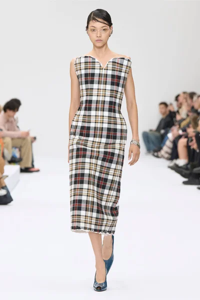 Look 37